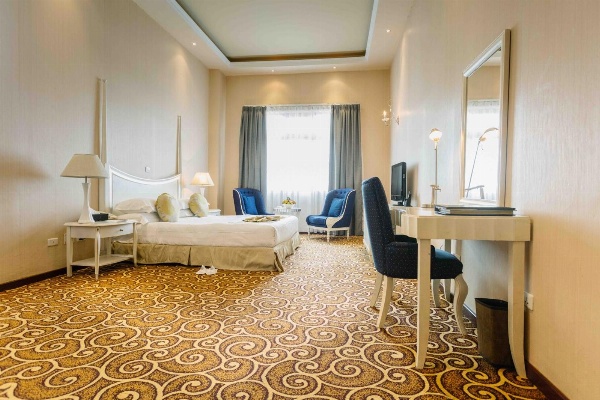 Ambassador Hotel image 4